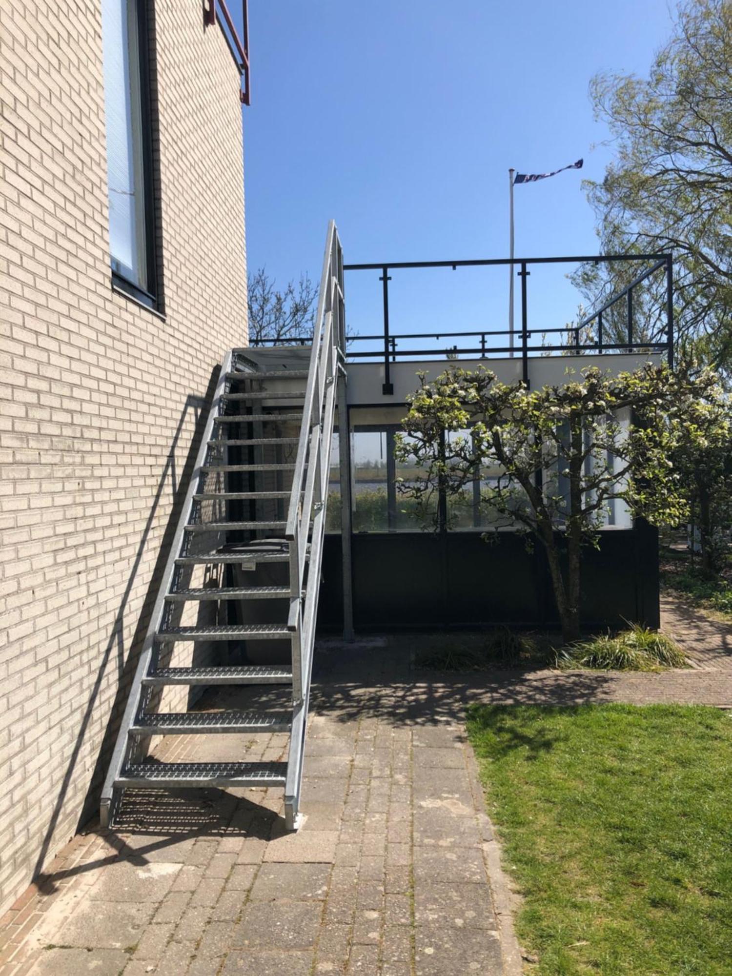 Loft Bed And Breakfast Grou Exterior photo